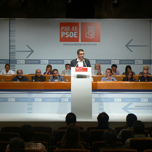 Patxi Lpez Komite Nazionalean parte hartu zuenean