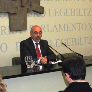 Jos Antonio Pastor, PSE-EEko bozeramailea, prentsaurrekoan