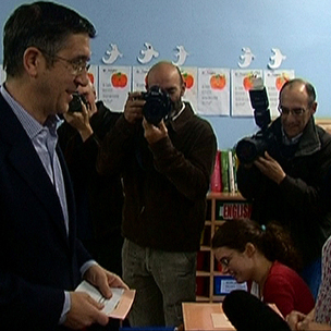Patxi Lpez Bilbon eskolan bozkatu duenean
