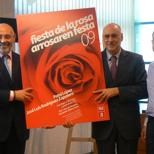 Ezk. eskuinera, Jos Antonio Pastor, Rodolfo Ares eta Alfonso Gil