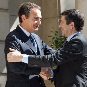 Zapatero eta Lpez lehendakariaren arteko lehenengo bilera ofizialean giro atsegina nagusitu da