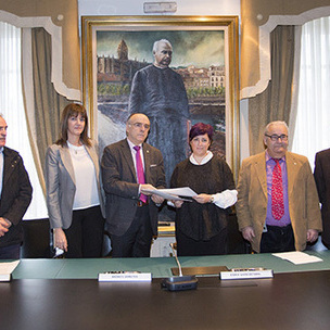 Euskaltzaindiaren eta Ramn Rubial Fundazioaren arteko hitzarmenaren sinadura