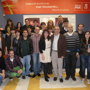 Iaki Arriola JSE-Egaz-eko kideekin