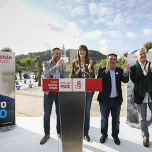 Idoia Mendia, Denis Itxaso y Ernesto Gasco cierran la campaa Socialista en Donostia