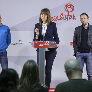 Idoia Mendiak zerga-proposamenak aurkeztuko ditu Denis Itxaso eta Carlos Totorikarekin batera