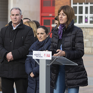 Idoia Mendia y Julia Liberal, en Vitoria