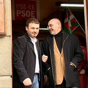 Jos Antonio Pastor, Portavoz del PSE-EE, y Unai Ortuzar, concejal del PSE-EE de Lemoa