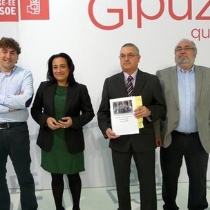 Los cabezas de lista a JJ GG de Gipuzkoa en la presentacin del programa electoral