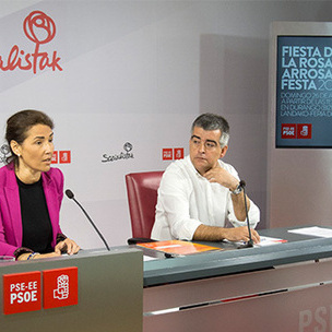 Miguel ngel Morales, Secretario de Organizacin del PSE-EE, y Begoa Gil, Secretaria de Polticas Institucionales del PSE-EE, durante la rueda de prensa en la que han presentado los detalles de la Fiesta de la Rosa 2015. [Foto: Socialistas Vascos]