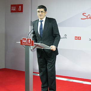 Patxi Lpez, Bilboko PSE-EEren Euskadi egoitzan arratsalden egindako prentsaurrekoan