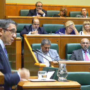 Patxi Lpez en el Parlamento Vasco