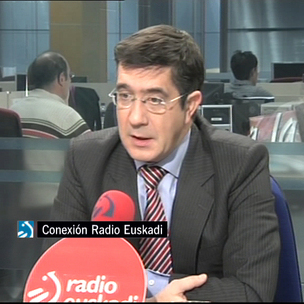 Patxi Lopez Radio Euskadin egindako elkarrizketan