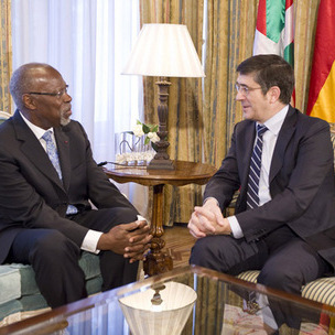 Patxi Lpez eta Davidson L. Hepburn, UNESCO-ko presidentea
