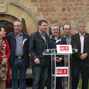 Rafaela Romero, Arriola, Santano eta Miguel Buen Hondarribiko Herriko Etxearen inaugurazioan