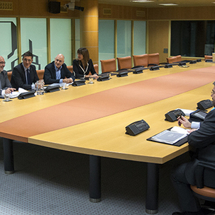 Reunin entre el PSE-EE y el PNV para acordar la puesta en marcha del Plan de Empleo