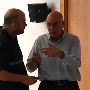 Rodolfo Ares kazetari batekin