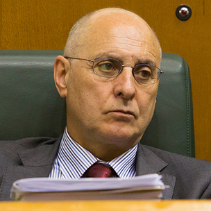 Rodolfo Ares en el Parlamento Vasco.