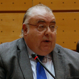 Tontxu Rodrguez Senatuan esku hartzen. [Argazkia: Euskal Sozialistak]