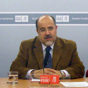 Txarli Prieto, PSE-EEren idazkari nagusia eta Biltzarkide Taldearen bozeramailea 