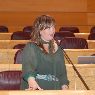 Yolanda Vicente, Senadora del PSE-EE