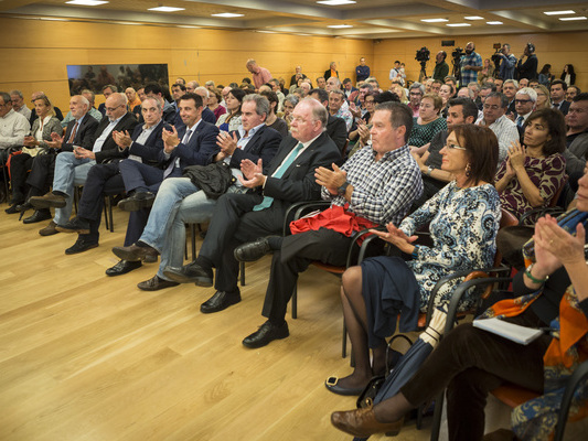 Conferencia de Jordi Sevilla e Idoia Mendia