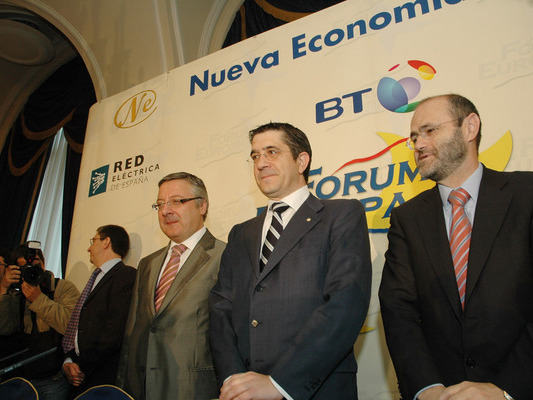 Patxi Lpez junto a Jos Blanco y Luis Atienza, Presidente de Red Elctrica de Espaa 
