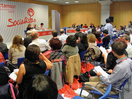 Rodolfo Ares participa en el Dilogo sobre economa de la Conferencia Poltica del PSOE 2013