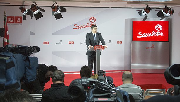 El Secretario General del PSE-EE, Patxi Lpez, durante la rueda de prensa que ha ofrecido esta maana en Bilbao.