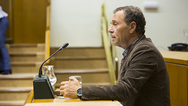 Bixen Itxaso legebiltzarkidea Eusko Legebiltzarreko osoko bilkuran