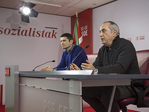 Iaki Arriola y Enrique Ramos presentan los detalles del proceso de elaboracin del programa electoral