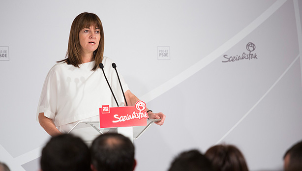 Idoia Mendia, SEcretaria General de los Socialistas Vascos, interviene ante el Comit Nacional del PSE-EE. [Foto: Socialistas Vascos]