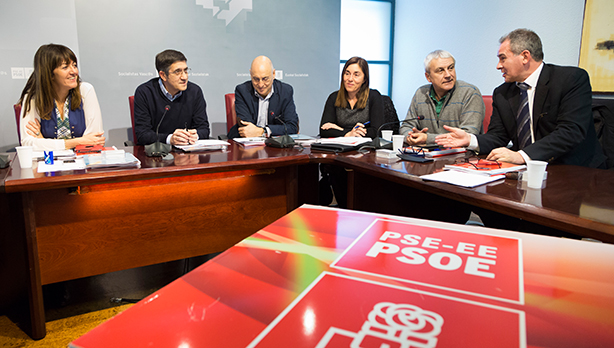 Javier Lasarte, PSE-EEko Batzorde Exekutiboak egindako bilera batean. (Argazkia: Euskal Sozialistak)