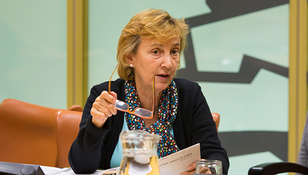 Blanca Roncal legebiltzarkidea Euskal Legebiltzarrean (artxiboko argakia). [Argazkia: Euskal Sozialistak]