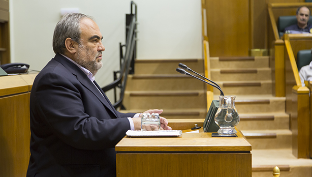 Mikel Unzalu Eusko Legebiltzarrean