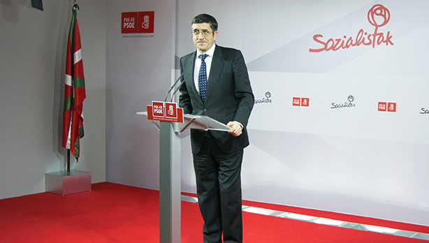 Patxi López, Bilboko PSE-EEren Euskadi egoitzan arratsalden egindako prentsaurrekoan