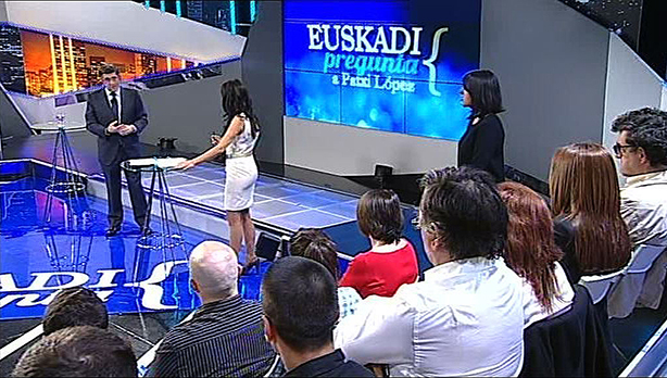 Patxi Lpez en el programa "Euskadi pregunta" de ETB 2.