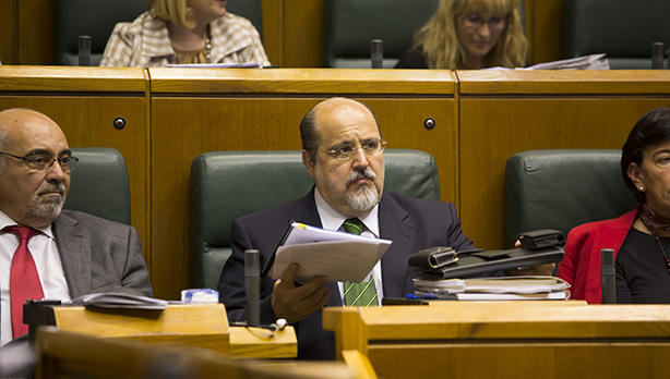 Txarli Prieto, en el Parlamento Vasco